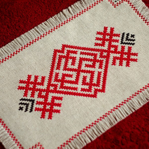 Cloth of linen with embroidery ( Slavic symbols ). Rodimich.