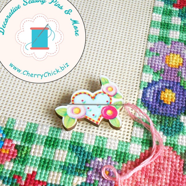 Mary Engelbreit Button - Needle Minder - Needle Keeper - Needle Magnet - Cross Stitch - Gift for Quilters - Mary Englebreit Button