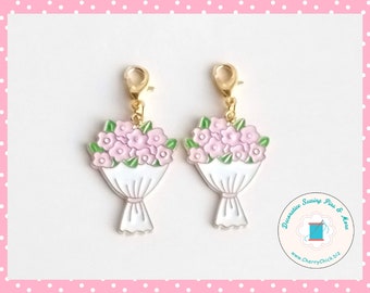 Pink Roses zipper charm pair - Roses zipper pull pair - Roses Planner Charms - Rose Charm - Floral Charm - Flower zipper pull