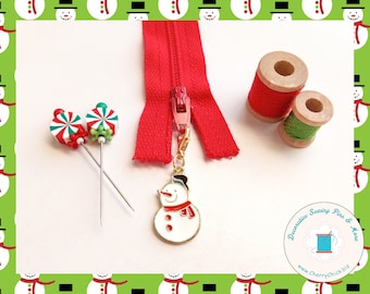 Snowman with Scarf and hat zipper Pull - Snowman zipper charm - Snowman Planner Charms - Snowman Pull - Snowman bag charms - Xmas Bag Charm