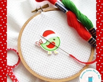 Christmas Bird Needle Minder - Christmas Needle Magnet - Quilting Needle Minder -  Gift for Quilter - Crossstitch Gifts - Sewing Gifts