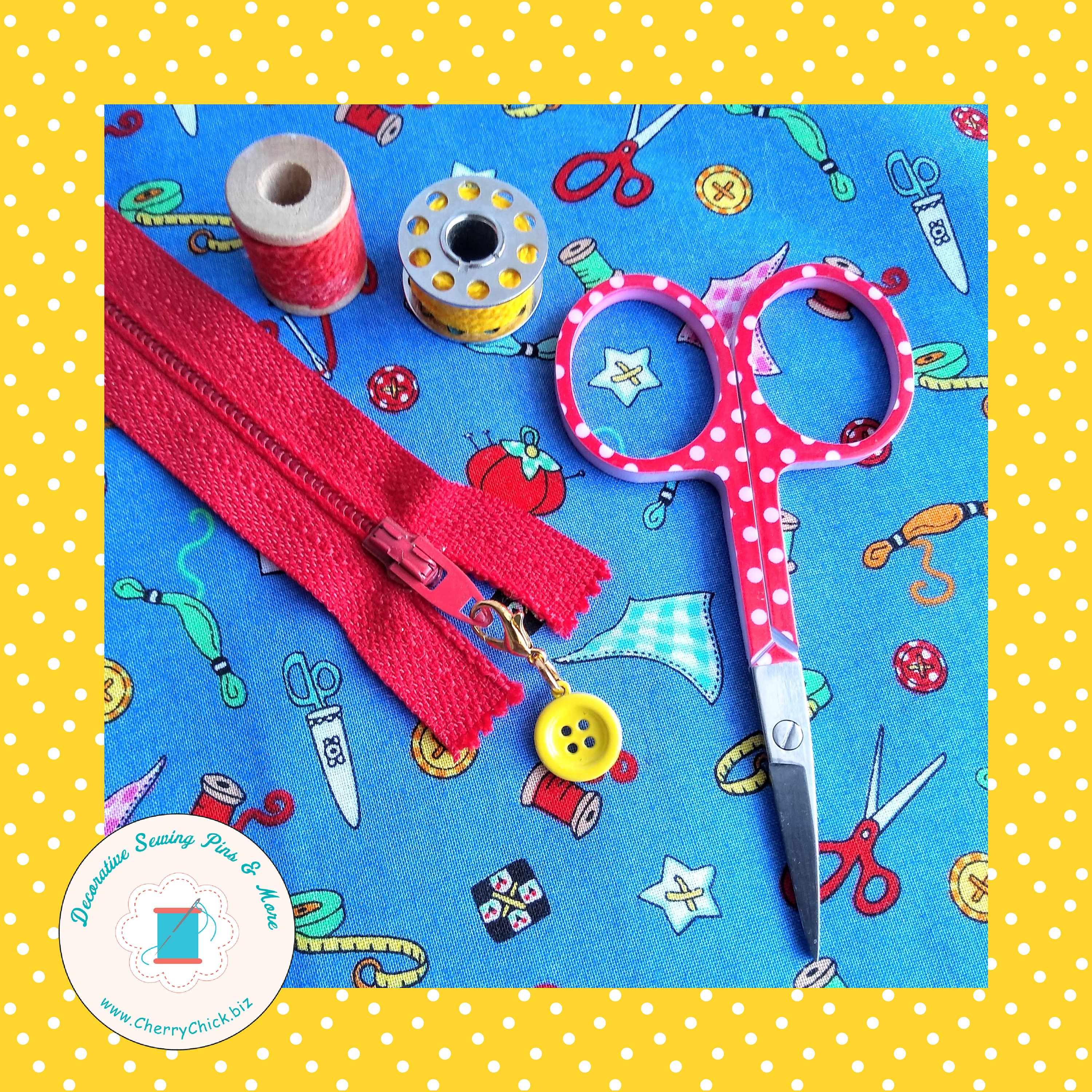 Zipper Charms - Buttons and Scissor