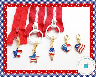 Patriotic zipper charm - Heart zipper pull - Patriotic Planner Charm - Patriotic Bag Charm - Red, White, & Blue zipper charms