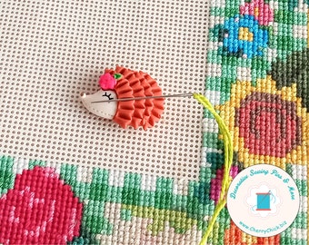 Hedgehog Needle Minder - Needleminder - Needle Magnet - Hedgehog magnet - Cross stitch gifts - Quilt retreat gifts - Needlework gifts