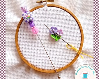 Flower Counting Pin - Crossstitch Counting Pin - Tulip Flower Pin - Gift for Cross Stitcher - Decorative Pin - Marking Pin - Stick Pin