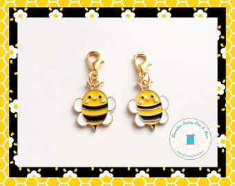 Bee zipper charm pair - Honey Bee zipper pull pair - Bee Planner Charm - Bee Charms - Gift for quilter - Quilted bag charms