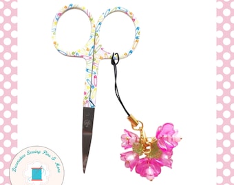 Floral Scissors Fob - Gift for Quilter - Gift for Seamstress - Scissors Fob - Quilt Retreat gifts - Scissors Charms - Rotary Cutter Charm