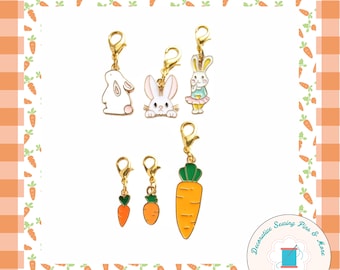 Bunny zipper charm pair - Carrot zipper charm - Rabbit zipper pull pair - Carrot Planner Charms - Bunny Charms - Gift for quilter - Carrot