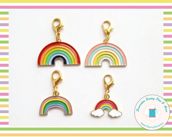 Rainbow zipper charm pair - Rainbow zipper pull pair - Rainbow Planner Charms - Rainbow bag Charms - Gift for quilter -  Quilt Retreat gifts