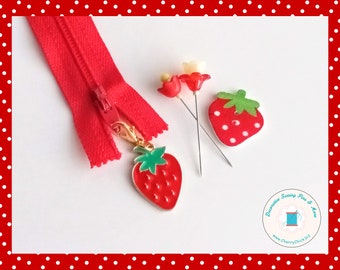 Strawberry zipper charm pair - Strawberry zipper pull pair - Strawberry Planner Charms - Strawberry Charm - Strawberry zipper pull