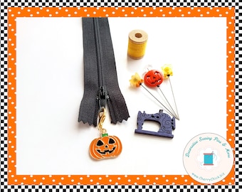 Jack O' Lantern zipper charm - Jack O' Lantern zipper pull - Pumpkin Planner Charm - Halloween zipper Charm - Halloween zipper pull