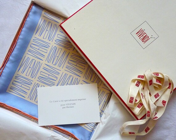 HERMES エルメススカーフ シルク スペシャルエディション 限定品 HERMES エルメススカーフ シルク スペシャルエディション 限定品