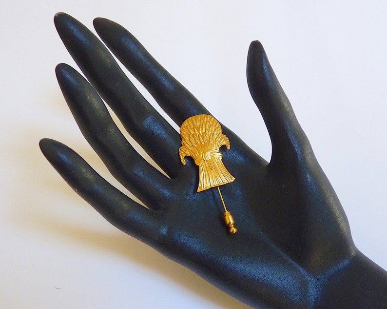 ANDREE PUTMAN Designer Jewelries Gift For Her Gift for Him Ultra Rare Vintage Brooch Featuring a Wheat Sheaf in Gold Tone Metal