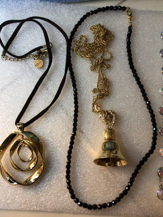 Set for 5 Necklaces / Swarovski / Liz & co / cost… - image 2