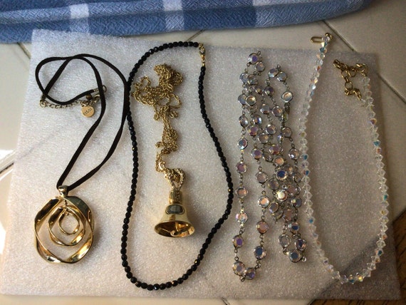 Set for 5 Necklaces / Swarovski / Liz & co / cost… - image 1