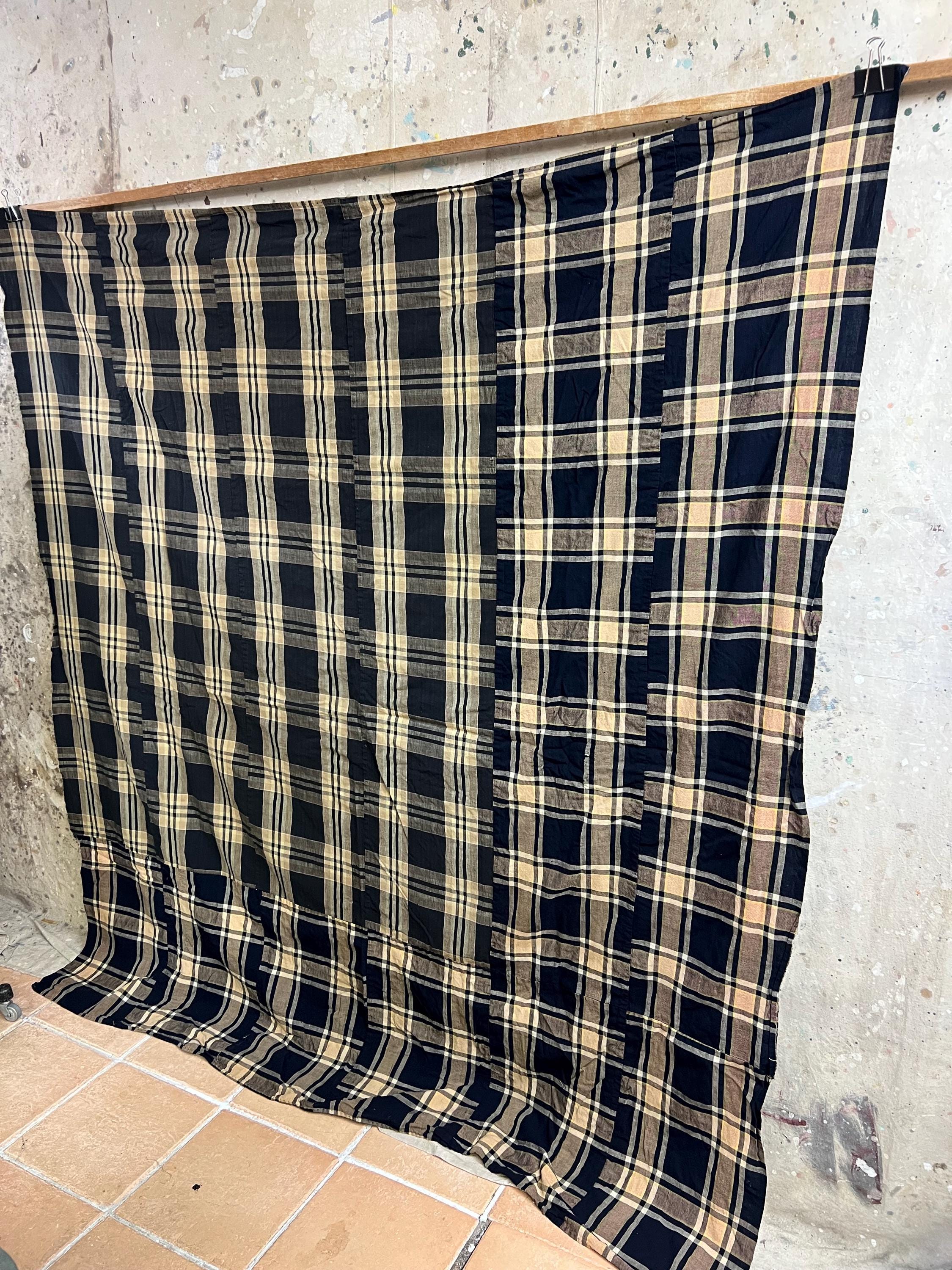 激レア 非売品 浅草 根岸 老舗 御誂染専門「海老屋」藍染 敷物 クロス 粋 M-086-BL 剣菱星文様 ぐい呑 ブルー – 硝子工房 彩鳳