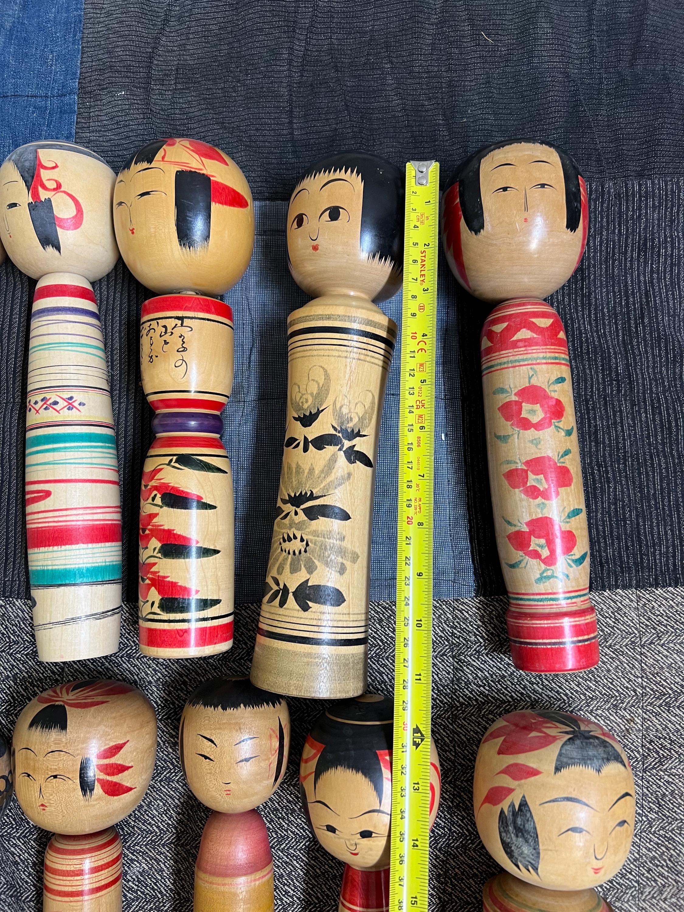 伝統的な日本の木製こけし
なきこけし ヴィンテージ 日本製木製こけし 26 個セット #2955 - Etsy