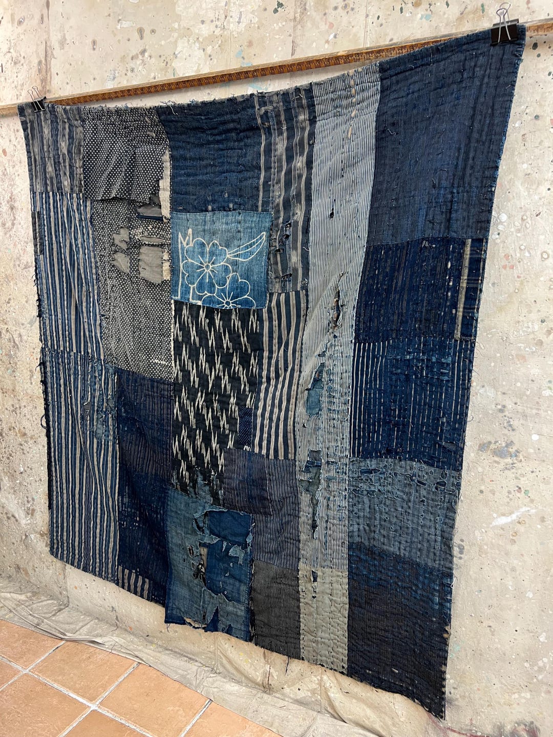 手描き　オールドバティック(8277) Vintage Japanese Indigo Dyed Boro Patched Rug #3911 - Etsy