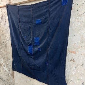 Tela japonesa vintage furoshiki teñida con índigo y parches de boro n.° 3195