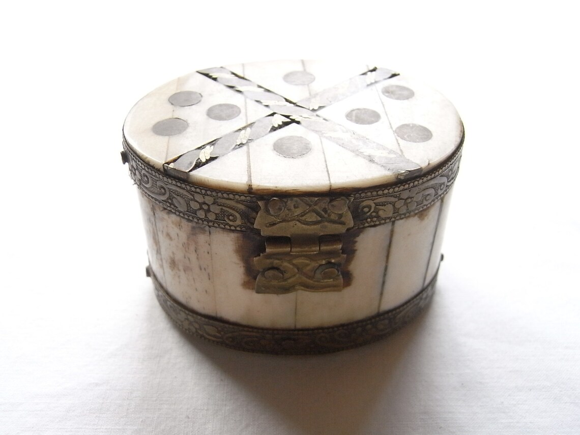 Bone Box Indian Oriental Box in Oval Shape With Brass Etsy