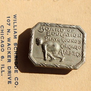 1920&#39;s Chicago Board of Education Playgrounds Athletics Sport Pin Pinback