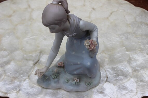 Lladro Girl Picking Flowers - Etsy