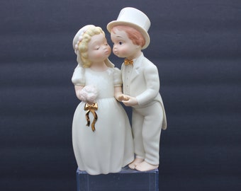 Irish Dresden Porcelain Lace Loving Swans Figurine, Vintage Swan