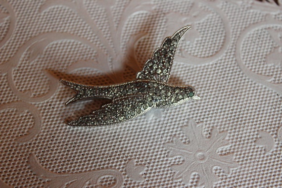 Sterling Silver and Marcasite Swallow Pin - image 4