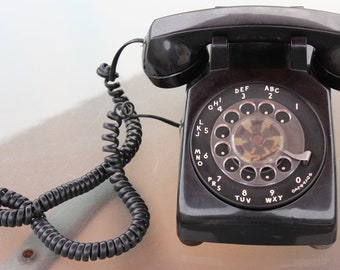 Vintage 1971 Electra Rotary Desk Phone - Beige & Gold, Made in