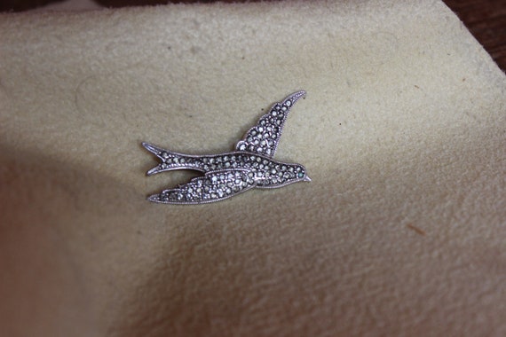 Sterling Silver and Marcasite Swallow Pin - image 7