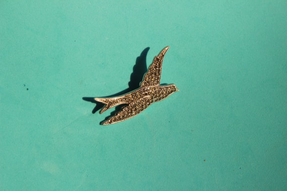 Sterling Silver and Marcasite Swallow Pin - image 3