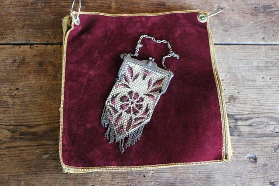 1920's Mandalian Mfg. Mesh Purse