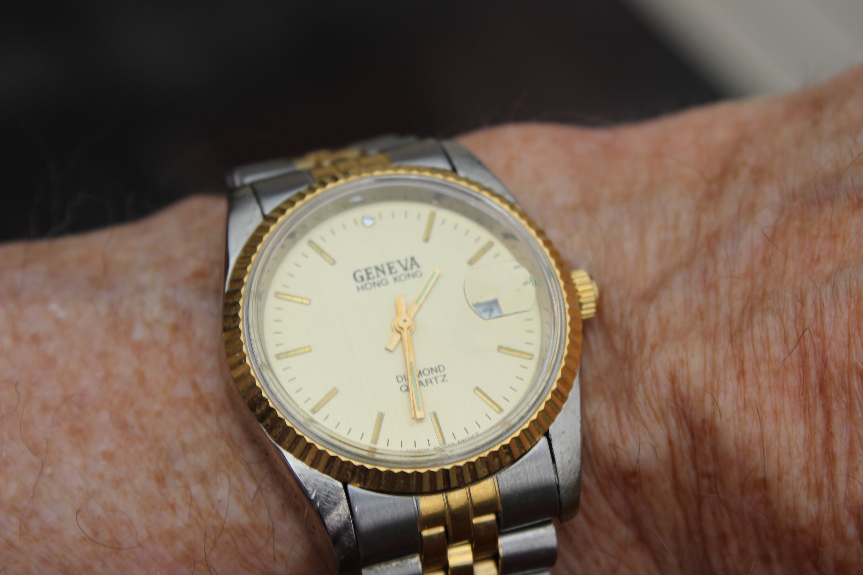 Men's 1960's Vintage Geneva Diamond Quartz Working Windup