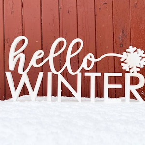 Hello Winter Wood Sign: Free-Standing Christmas Decor