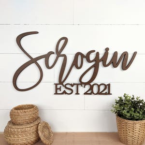 Welcome Wedding Sign: Personalized Wooden Event Decor