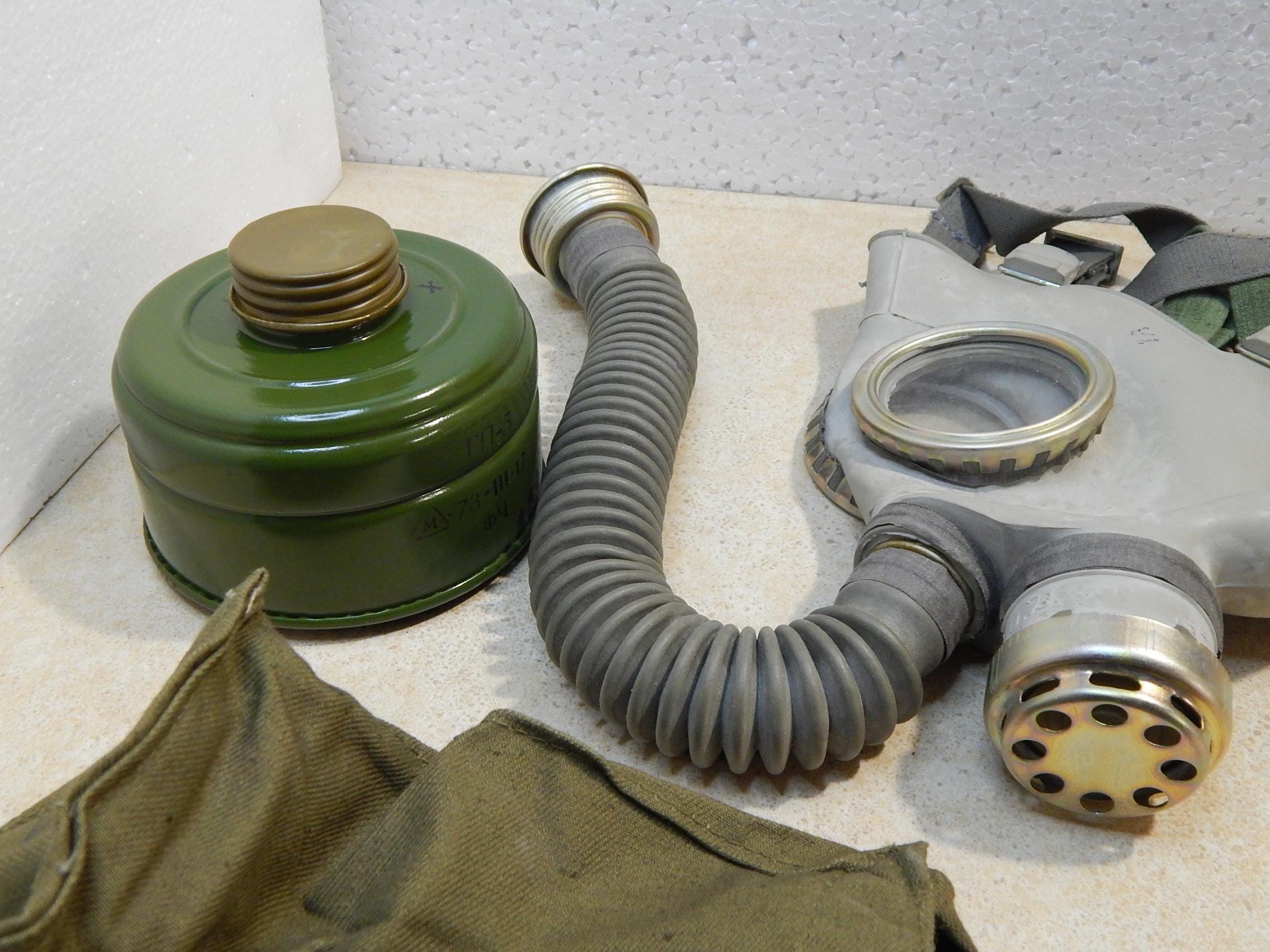 Israeli gas mask - Etsy 日本