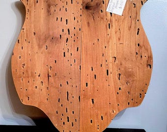 Worm-Eaten Poplar Deer Head: Handcrafted Rustic Woodland Wall Mount