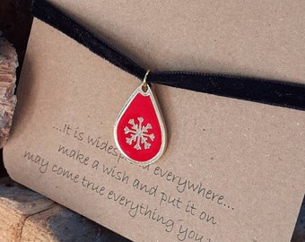 Christmas wish necklace, wish necklace 2026, snowflake wish necklace, holiday favor gift , Christmas gift, New year gift, Gift under 10