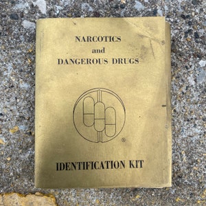 Vintage Narcotics and Dangerous Drugs Identification Kit