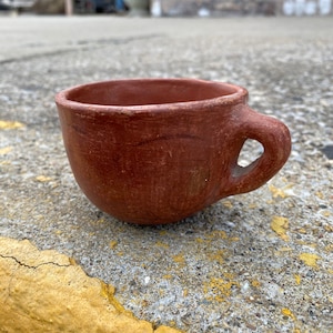 1920er Jahre Pueblo Keramik Tasse mit Henkel Arts and Crafts era