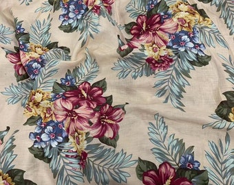 Floral Linen Fabric – Dark Red, Vintage Style, Beige Background (1/2 Yard)