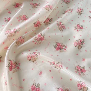 Różowa róża kwiatowy 12 Momme jedwabna mieszanka bawełny - 19,6"/50 cm