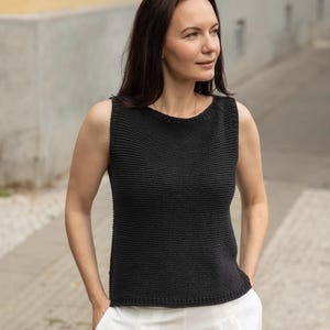 Beginner friendly Summer Soul Top knitting pattern with video tutorial (Eng, De, Fr). PDF