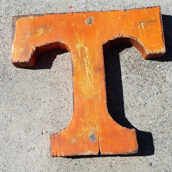 Distressed Wooden Tennessee T logo