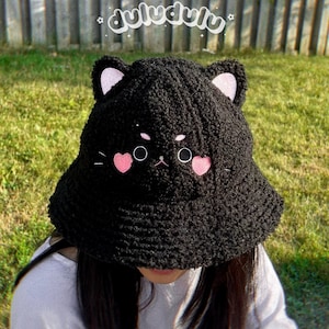 Fluffy cat bucket hat