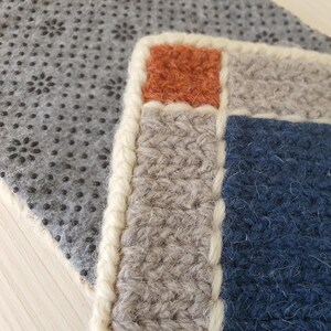 Blaue Wolle Untersetzer (4er Set) Handbestickte Jute, hitzebeständige Tischsets Bild 7