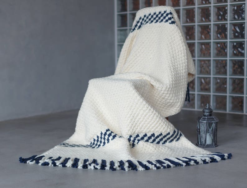 Knit throw blanket white Striped deep blue Wool blended sofa blanket image 4