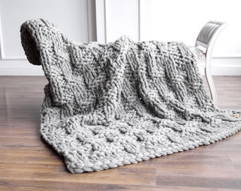 Gray Chunky Knit blanket from pure wool, Handmade Giant wool Throw, Super bulky Weighted blanket, Wool throw blanket, Housewarming gift