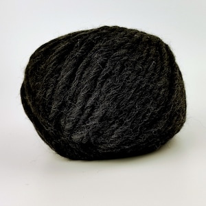 Fil de laine, fil mèche noir, fil de laine, fil géant, fil volumineux, fil de laine, fil épais, fil de laine mérinos, tricot, 100 g/65 m