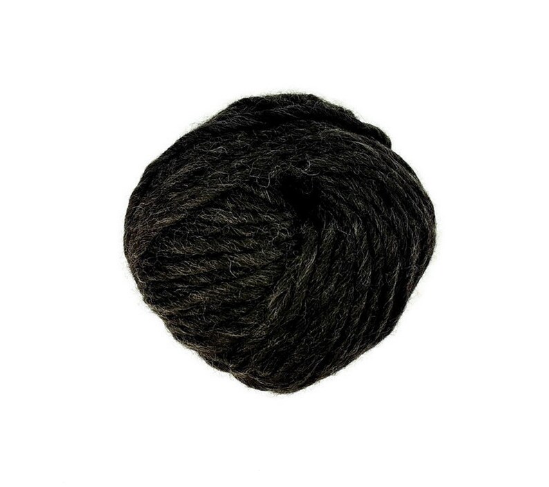 Wool yarn, Black roving yarn, Woolen yarn, Giant yarn, Bulky yarn, Wool yarn, Chunky yarn, Merino wool yarn, Knitting, 100g/65m image 5